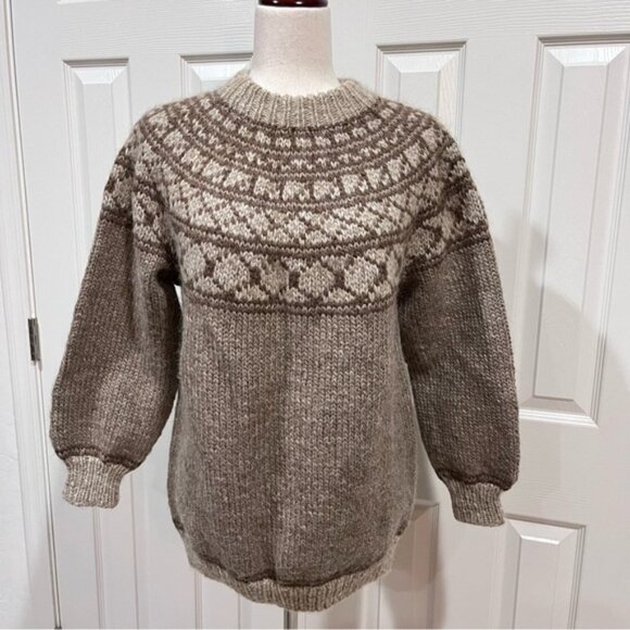 Vintage Chunky Hand Knitted Faire Isle Wool Crew Neck Sweater XS / S - Picture 1 of 7